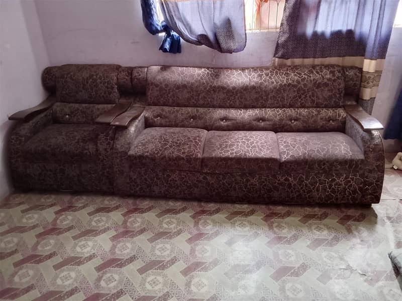 sell sofa set 1