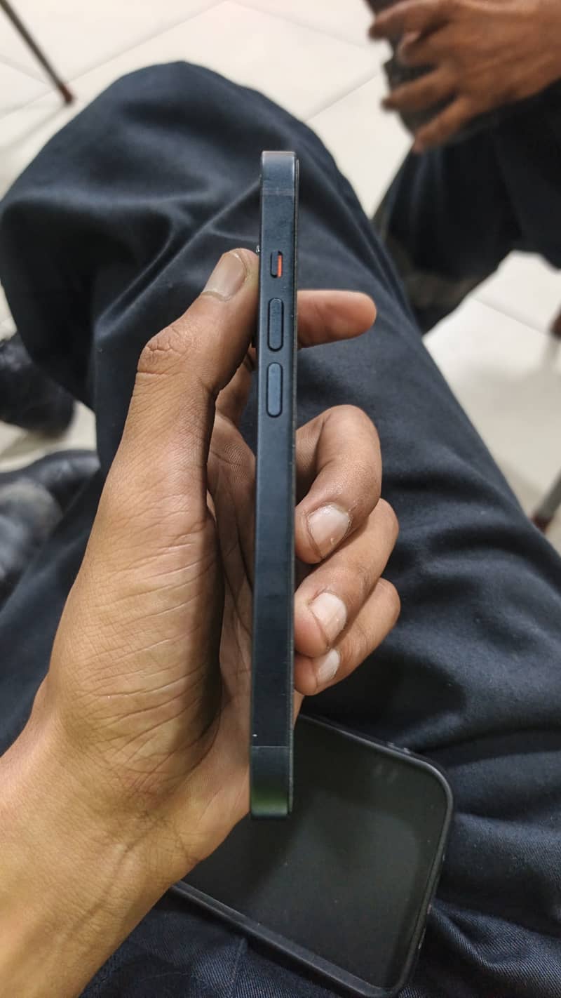 Apple iPhone 14 1
