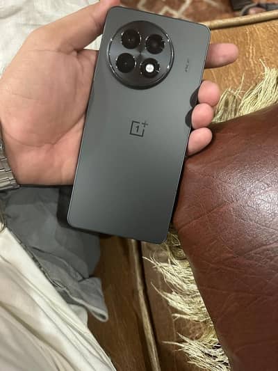 One Plus 13R with box