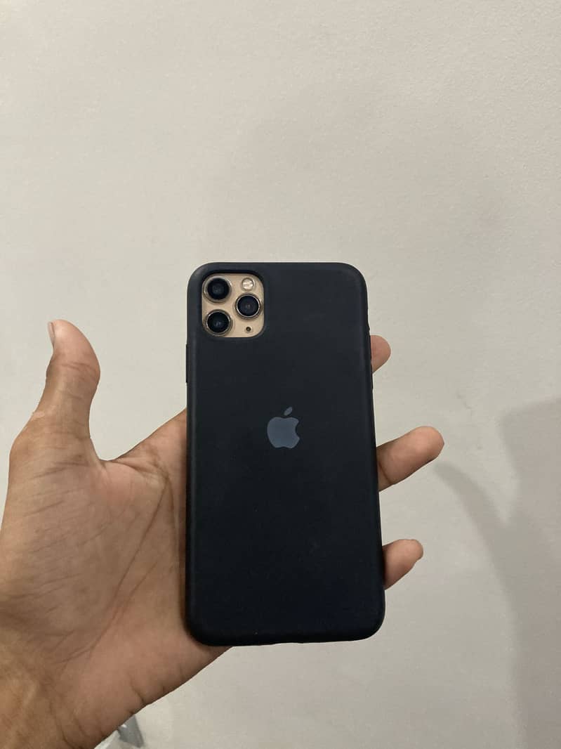 Apple iPhone 11 Pro Max 3
