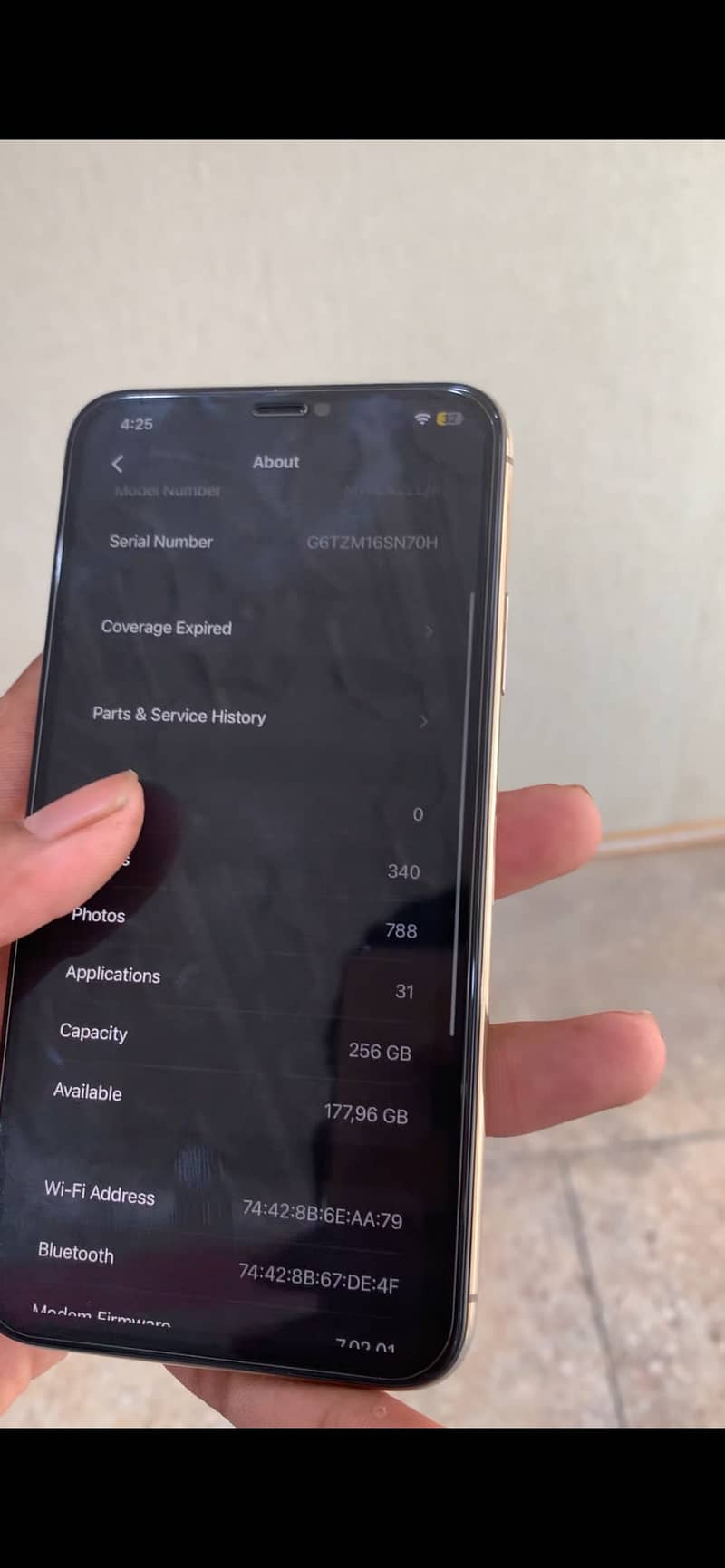 Apple iPhone 11 Pro Max 12