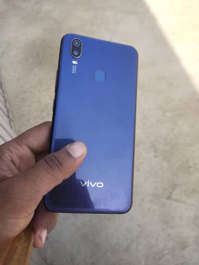 Vivo Y11