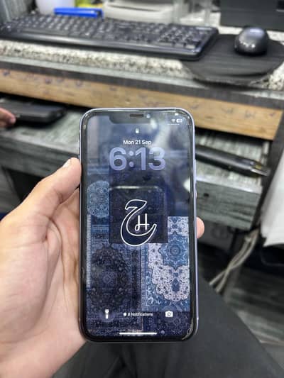 Apple iPhone 11