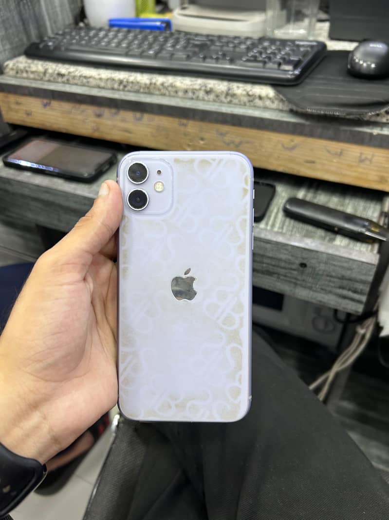 Apple iPhone 11 2