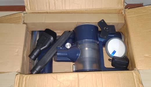 Wireless/Rechargable Vacuum Cleaner