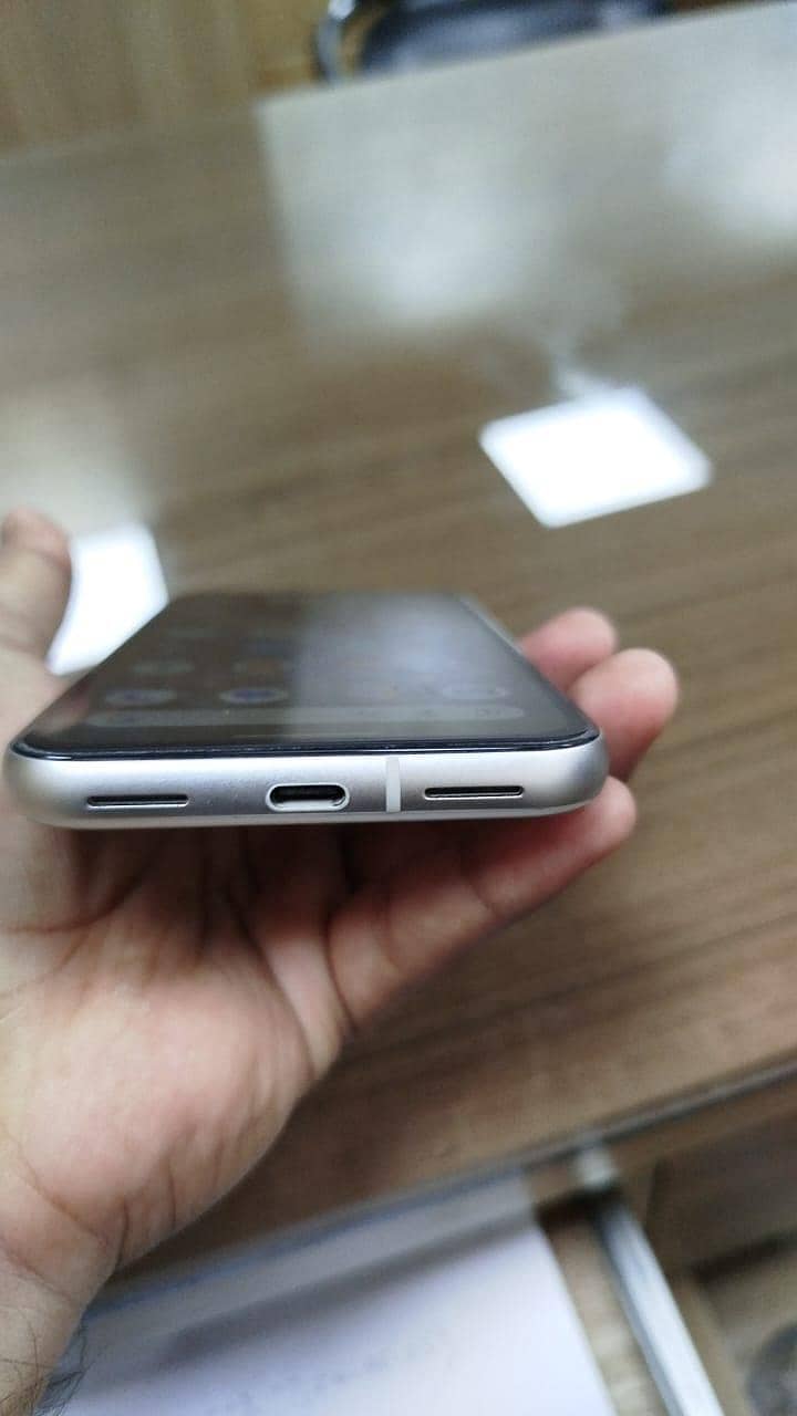 Google Pixel 8a 3