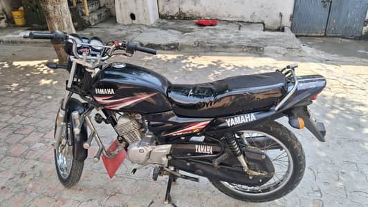 yamaha yb125z 2018 model