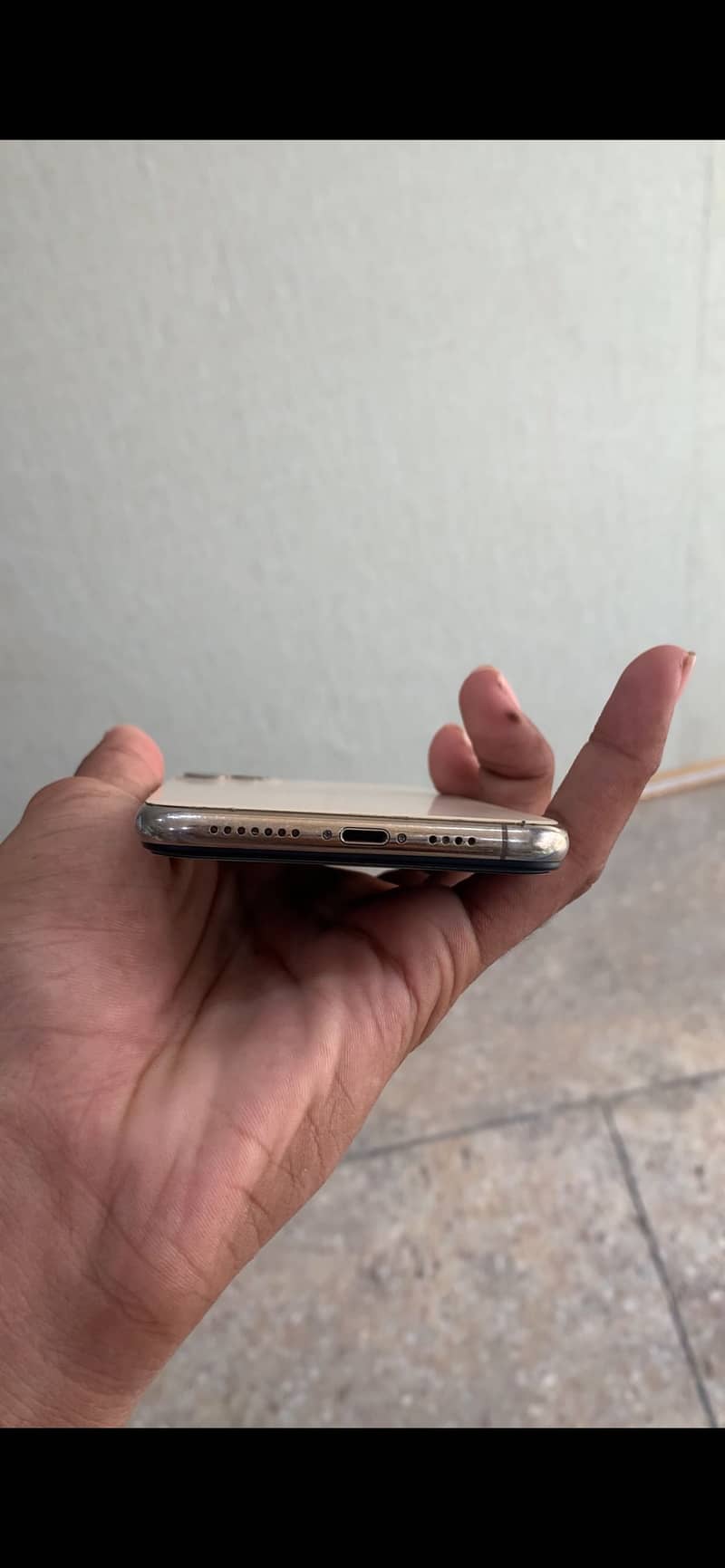 Apple iPhone 11 Pro Max 4