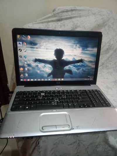 used hp laptop working condition with charge and bag