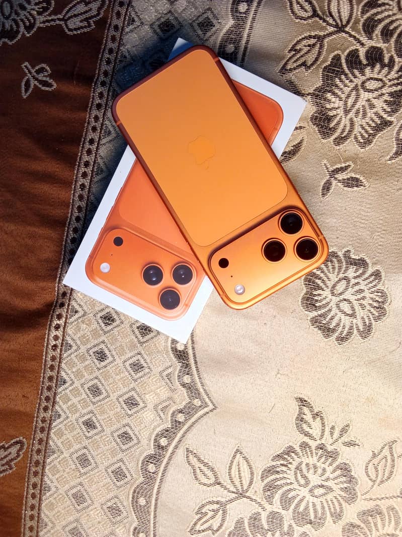 Apple iPhone 17 Pro Max 1