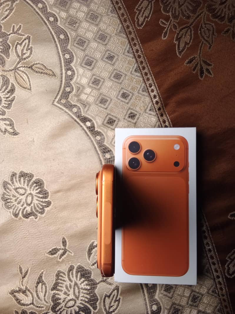 Apple iPhone 17 Pro Max 7