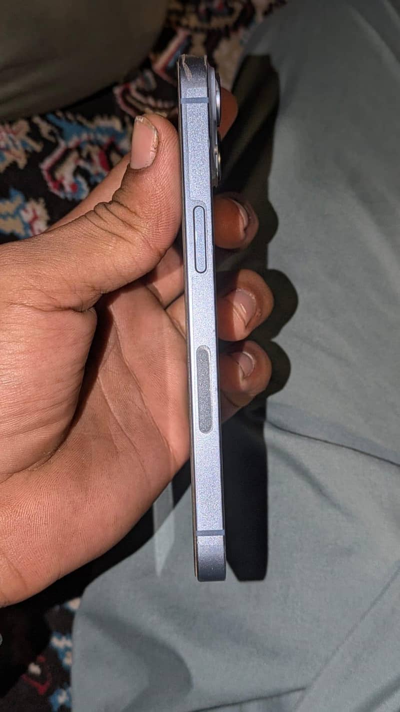 Apple iPhone 14 6