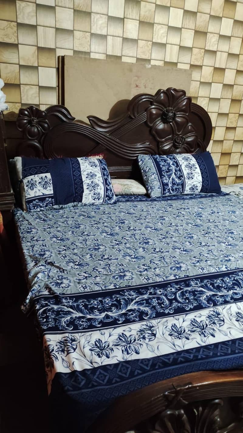 king bed sheesham 1