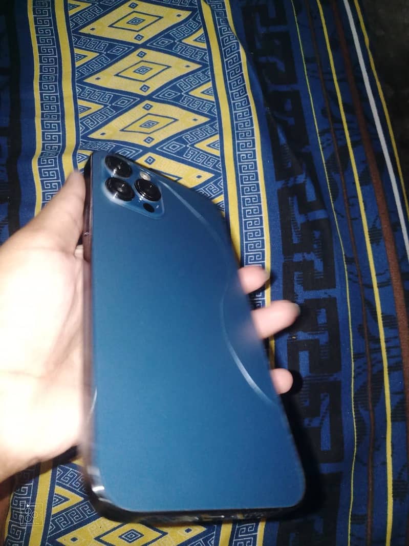Apple iPhone 12 Pro Max 1