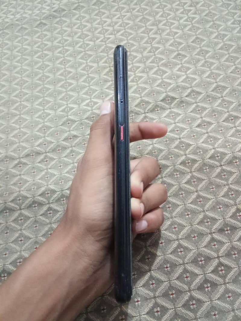Tecno Pova 4