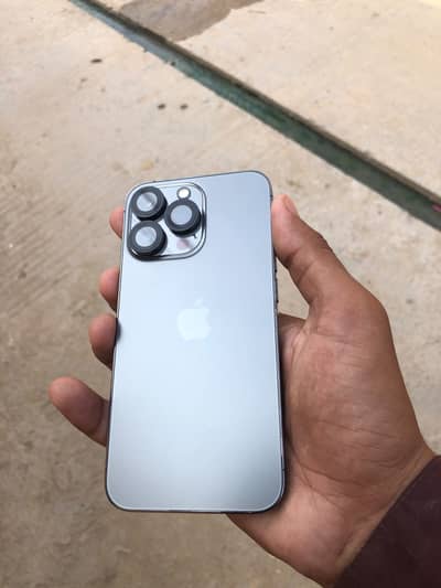 Apple iPhone 13 Pro