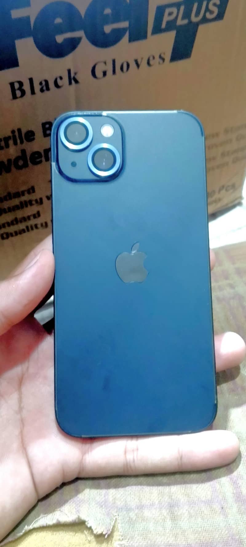 Apple iPhone 13 1