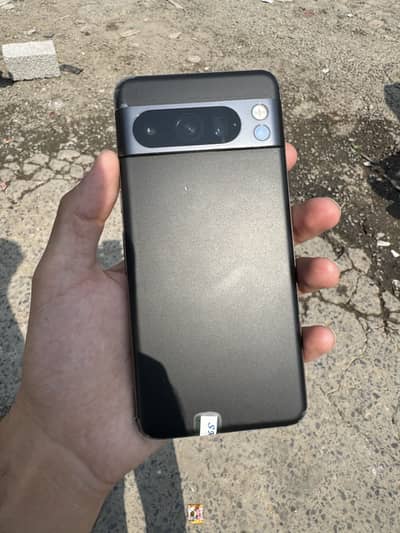 Google Pixel 8 Pro