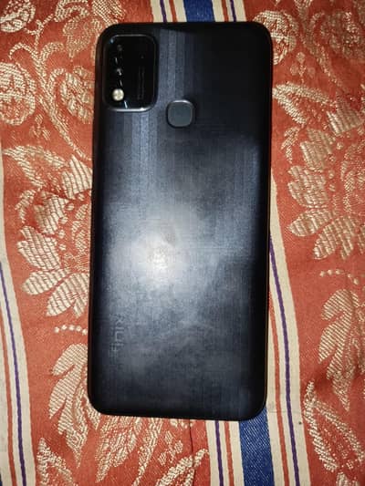 Infinix Hot 11 Play 4/64 berry 6000 mah. condition 9 /10