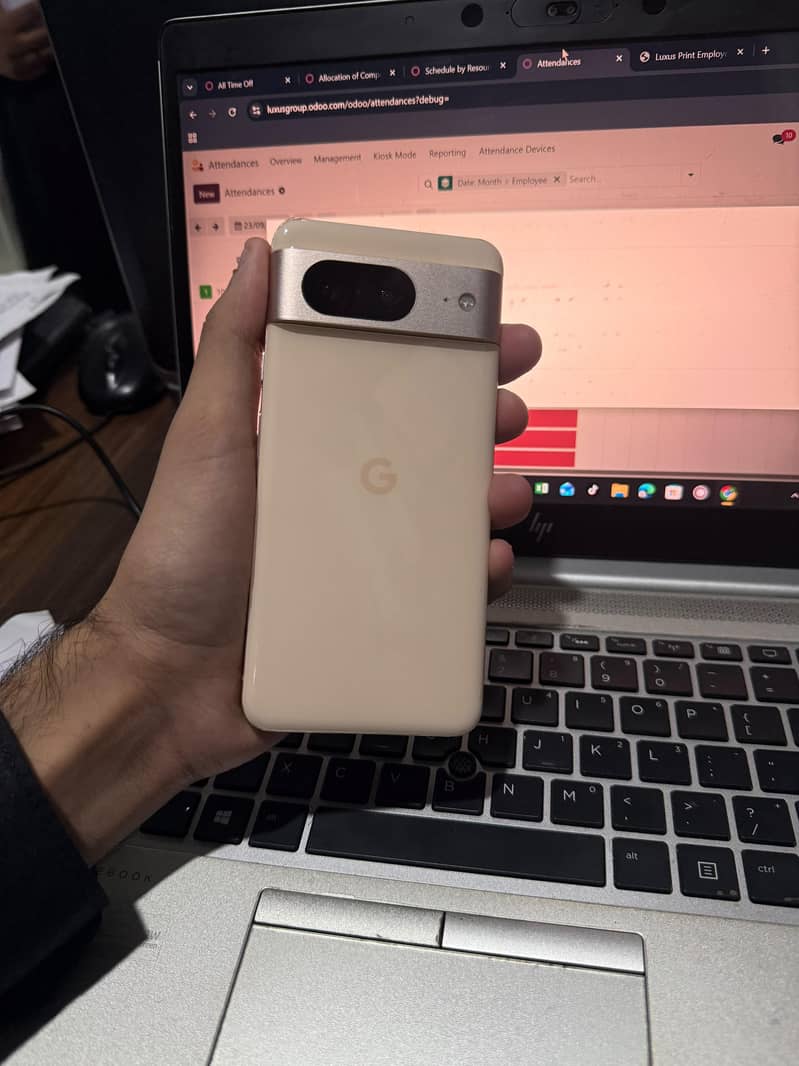 Google Pixel 8 3