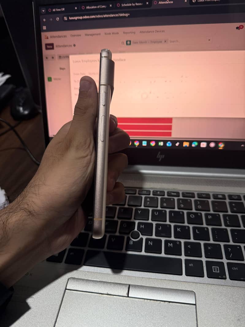 Google Pixel 8 4