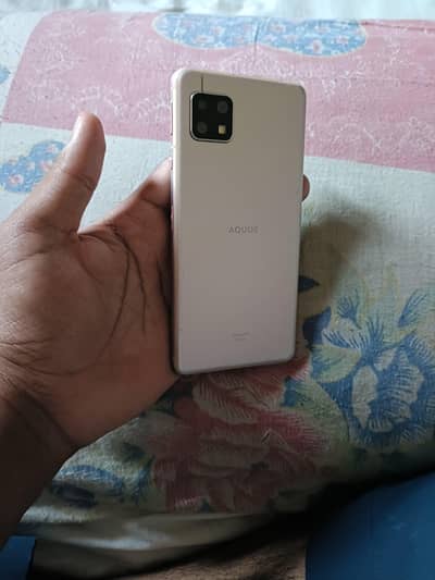 Aquos senses 5G