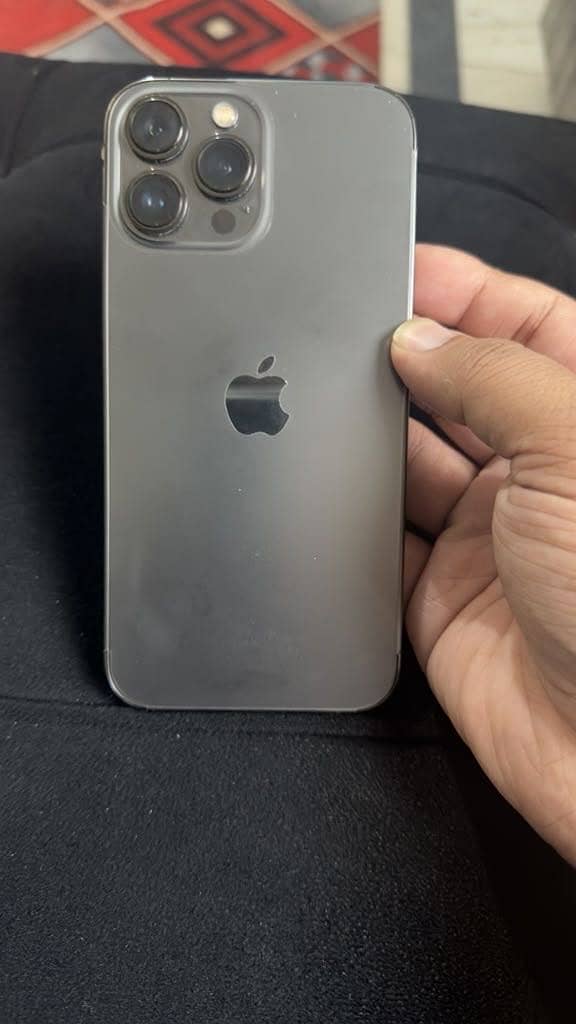 Apple iPhone 13 Pro Max 5