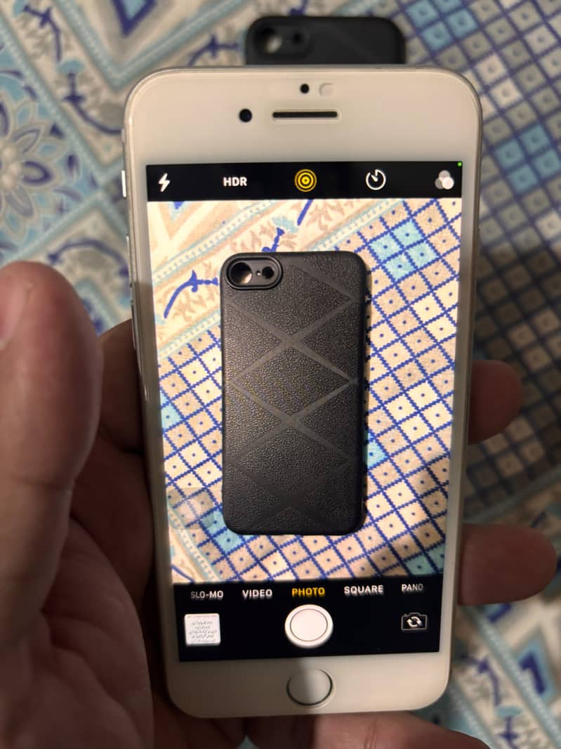 Apple iPhone 7 2