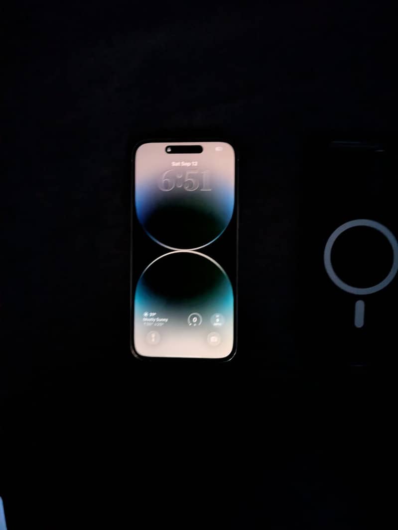 Apple iPhone 14 Pro Max 0