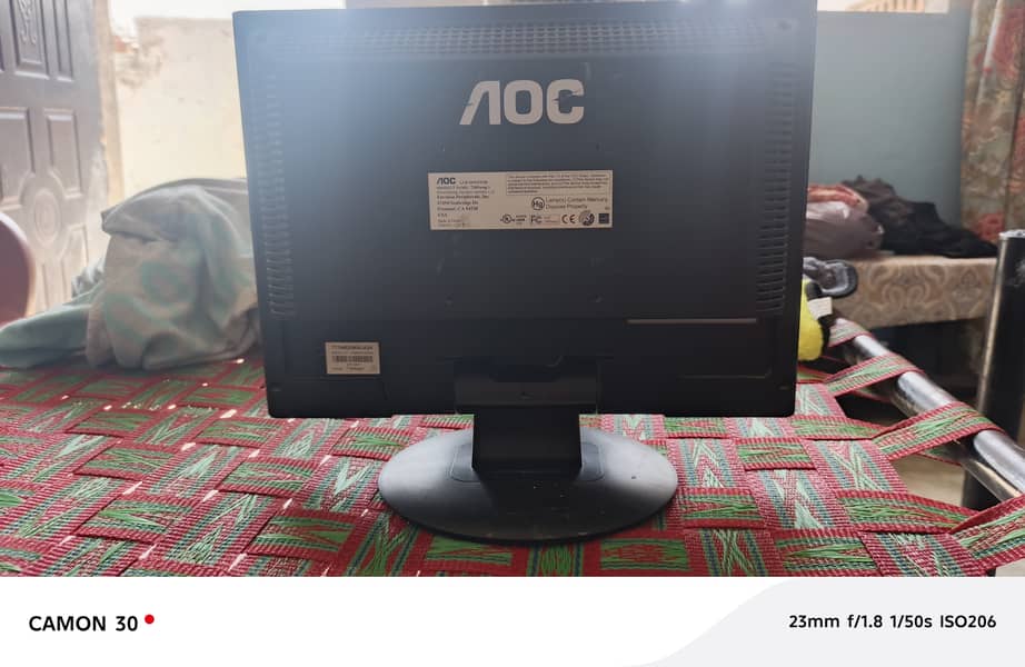AOC LCD 1