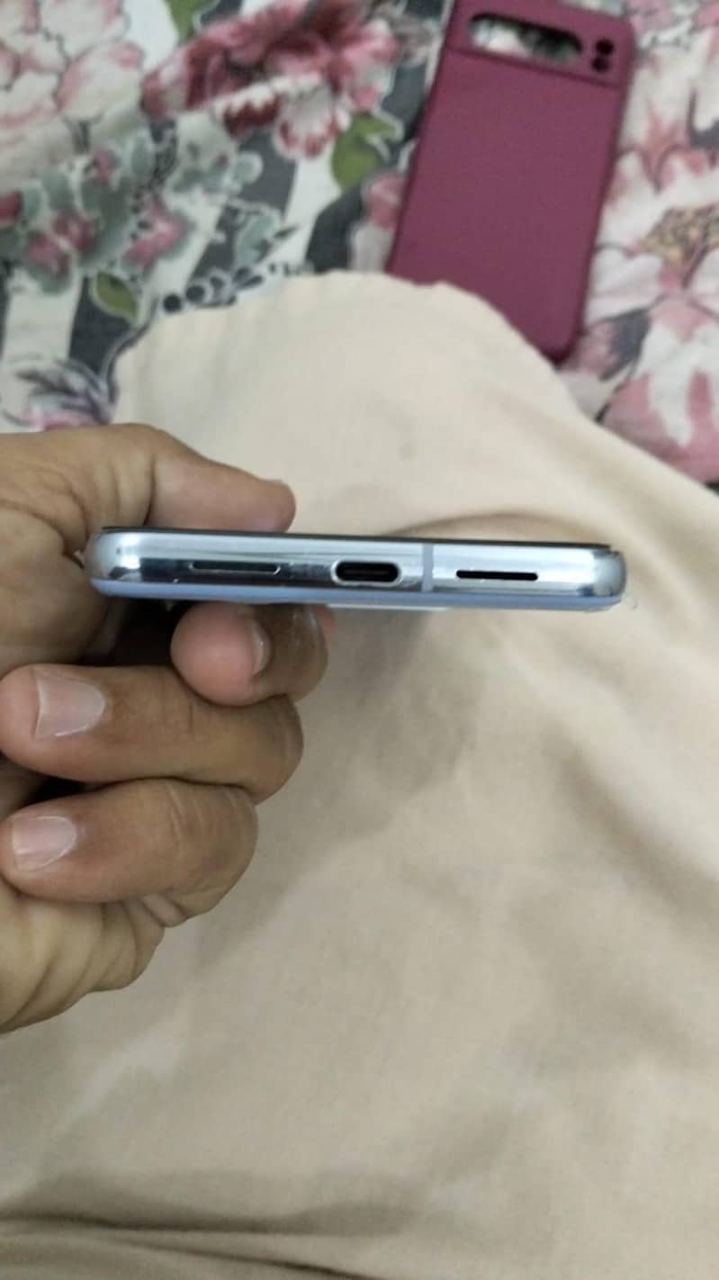 Google pixel 8 pro 5