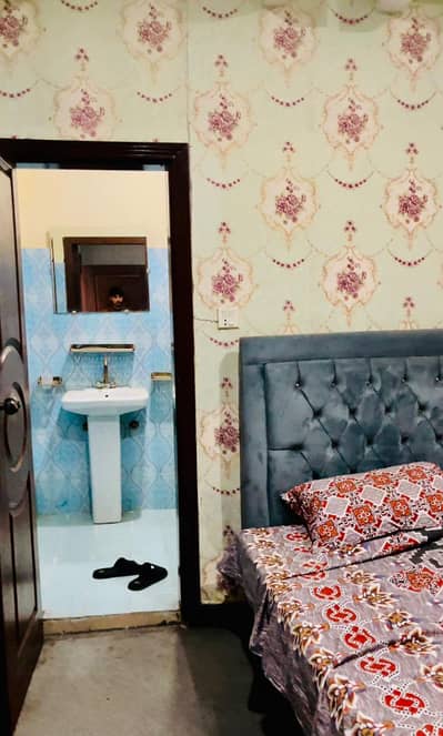 2 bedroom Flat Fully Furnished bharia Town phase 7 Rabii Center bajlii panii Available near market masjid Comercial Shops 2nd Floor