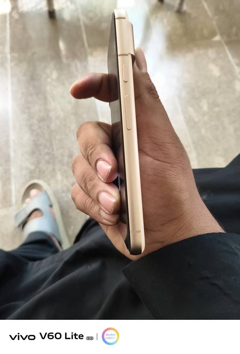 Google Pixel 8 2