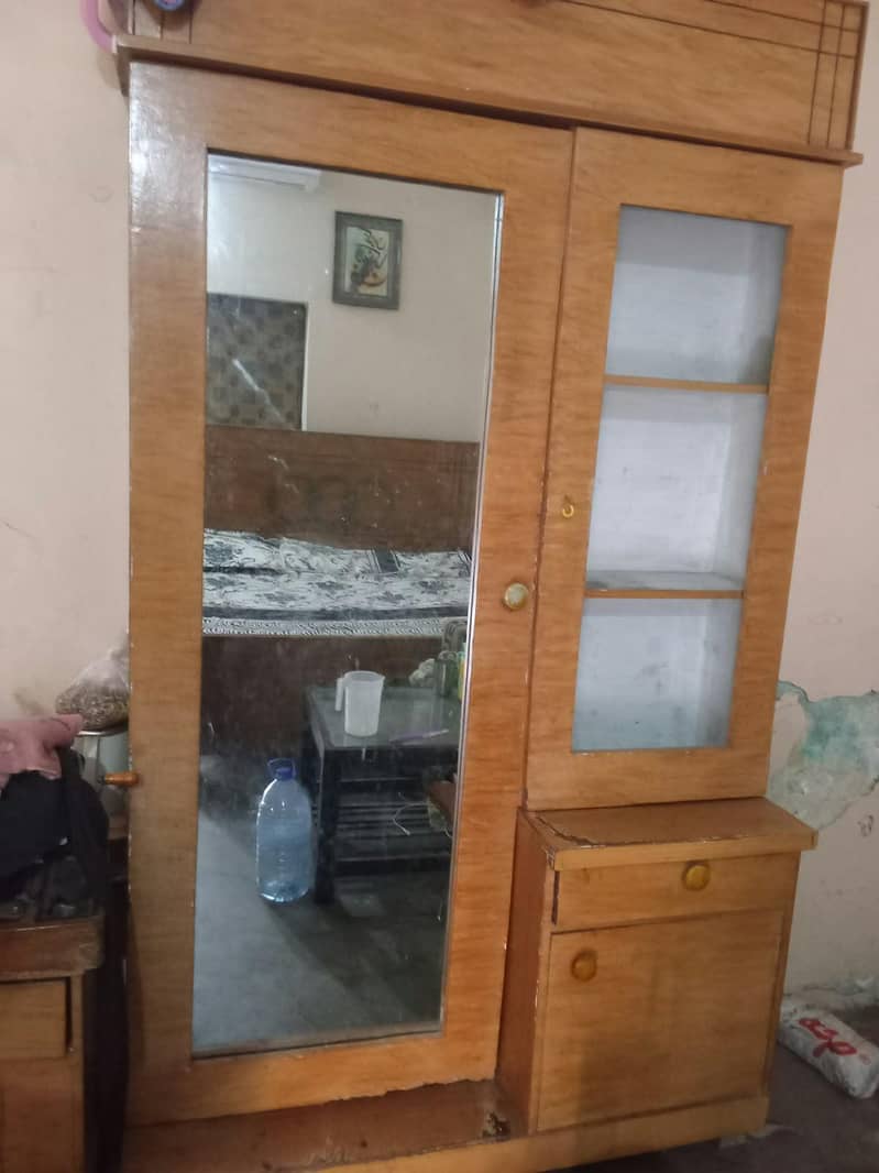 Bed Set Sofa and dressing 0