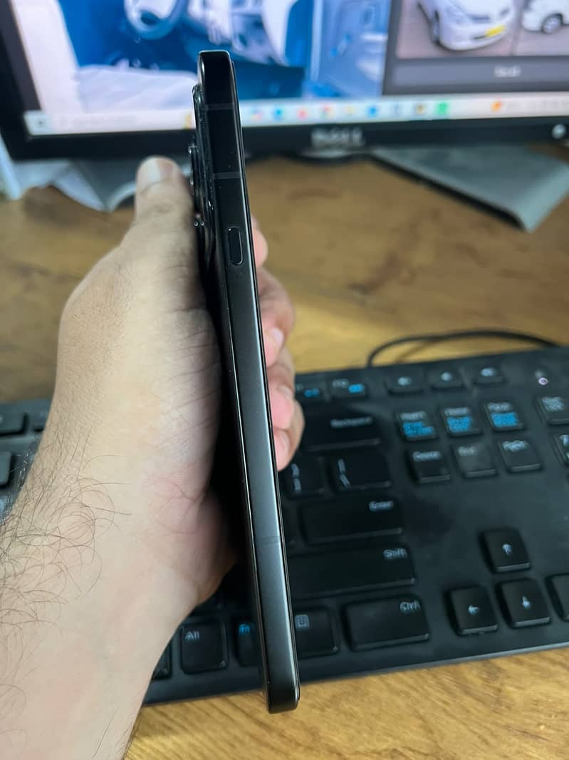 Infinix Note 60 Black 4