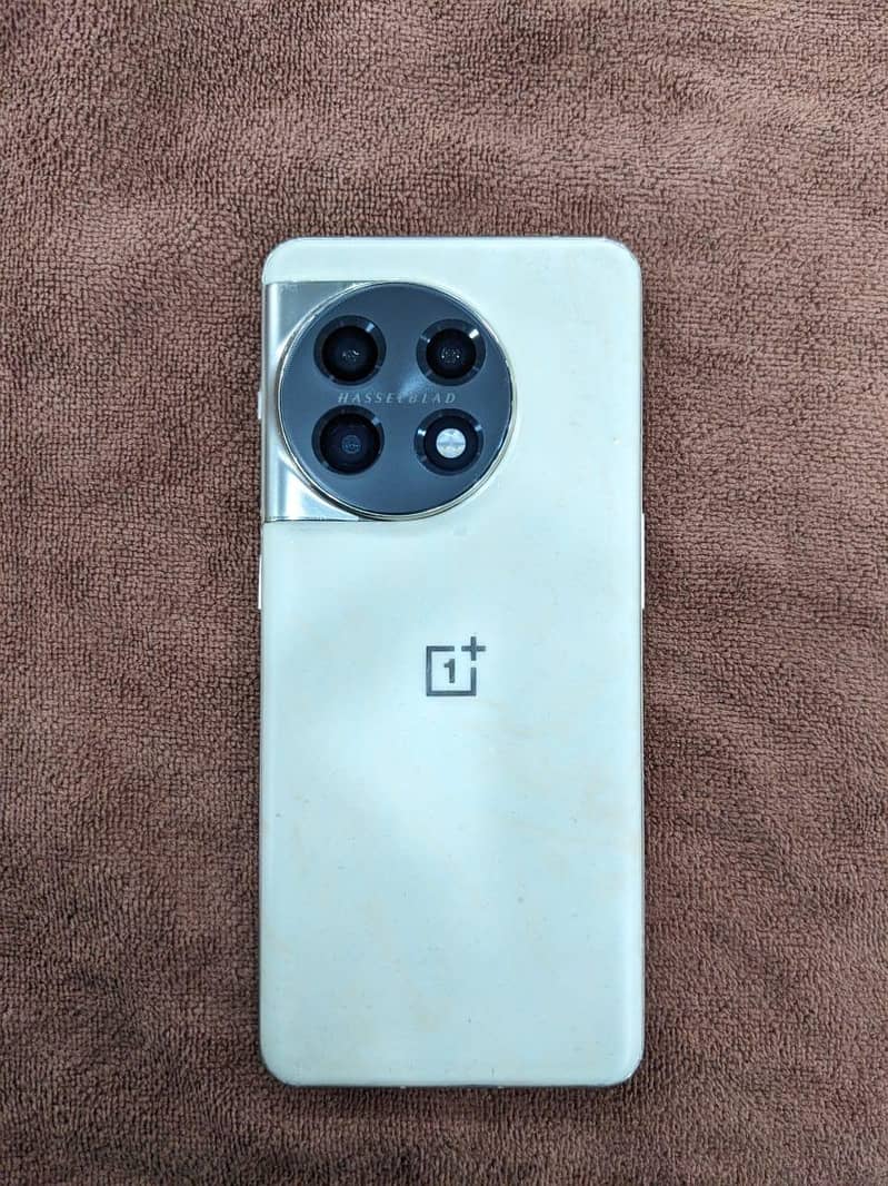 One Plus 11 0