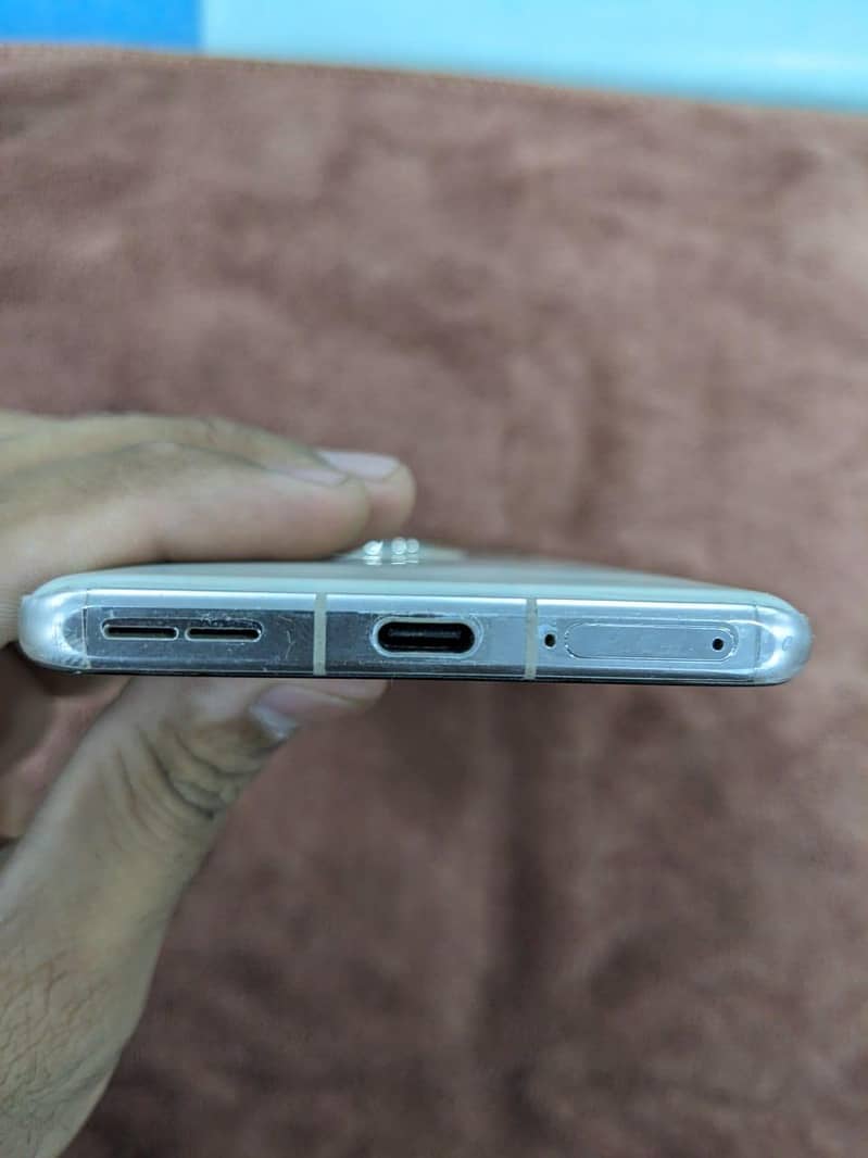 One Plus 11 4