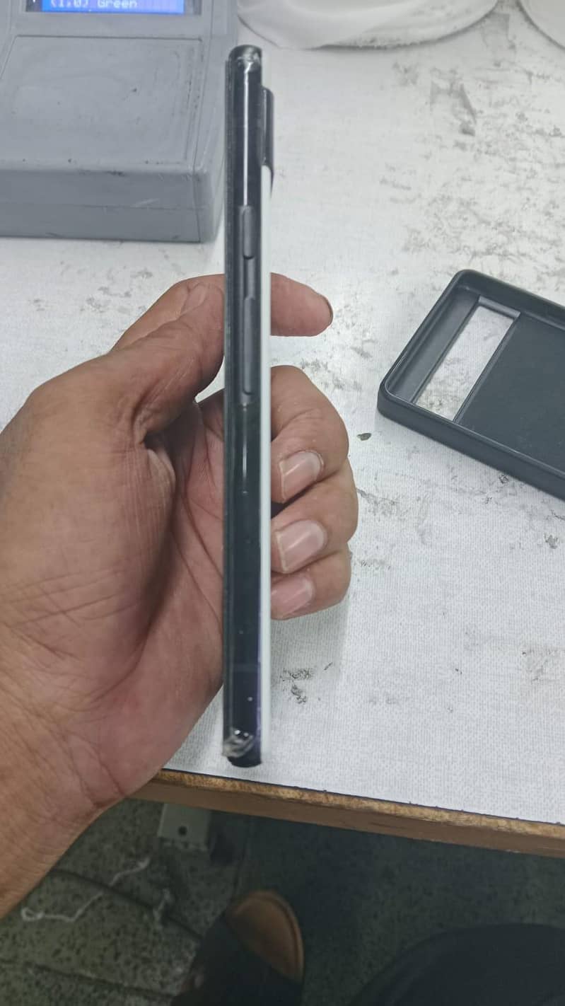 Google Pixel 6a 1