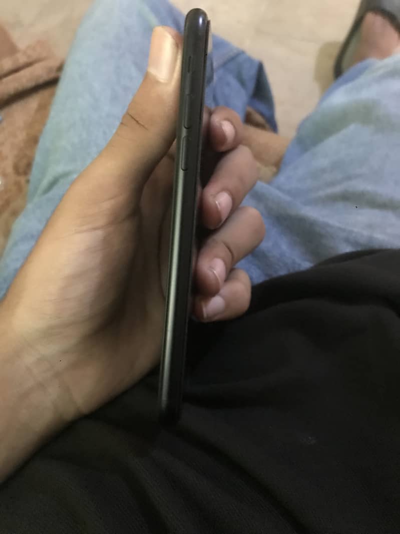 Apple iPhone SE 2