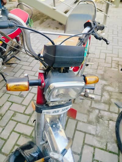HONDA CD 70