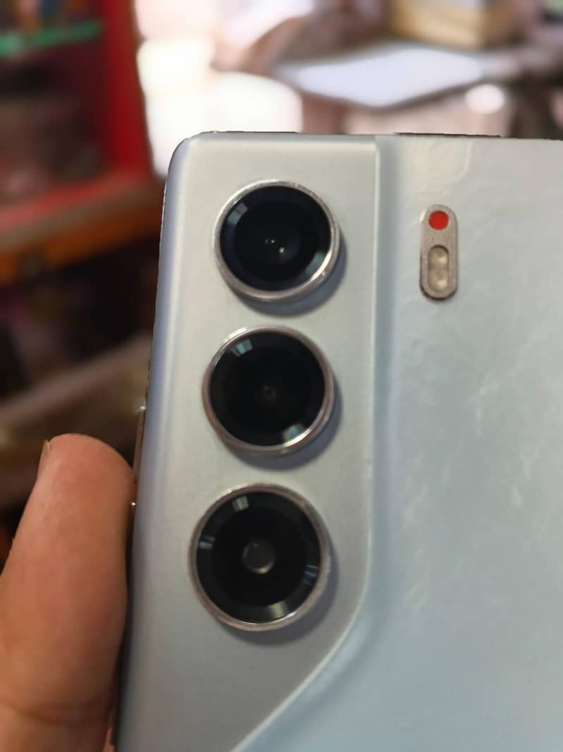 Tecno CAMON 40 Pro 2