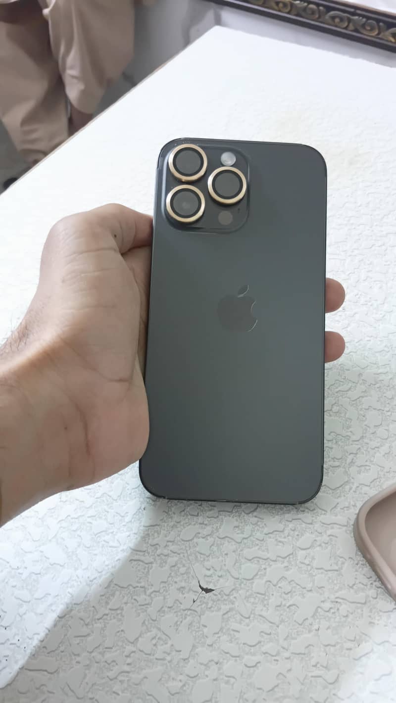 Apple iPhone 14 Pro Max 5