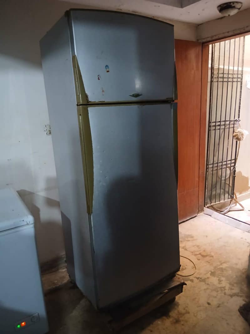 Refrigerator 0