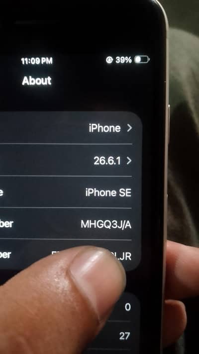Apple iPhone SE