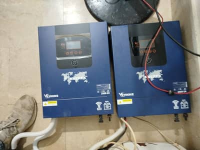 Veyron 2.5 only 1 year use 1 year warranty remain (2 inverters)