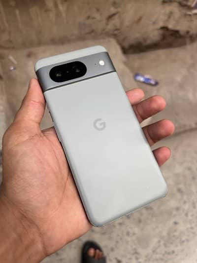 Google Pixel 8
