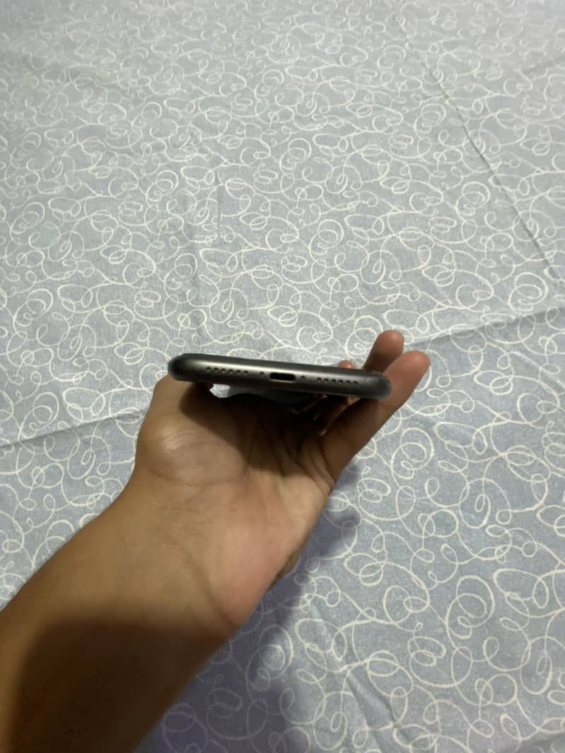 Apple iPhone 11 sim working 3