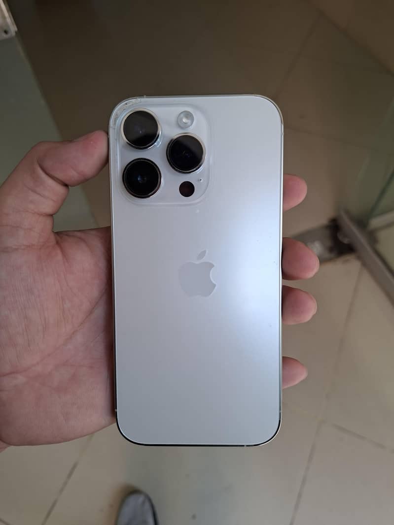 Apple iPhone 14 Pro 0