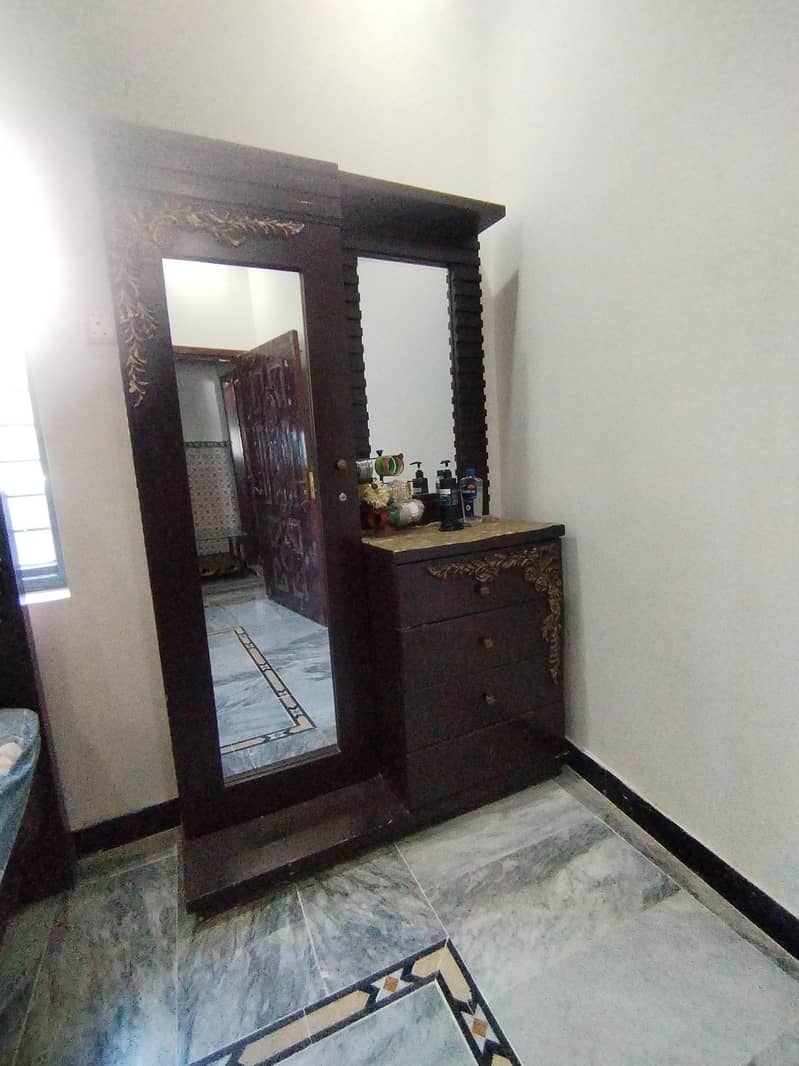 dressing table 1