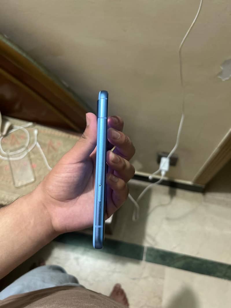 Google Pixel 8a 4